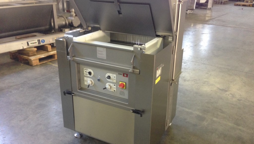 Treif vertical slicing machine